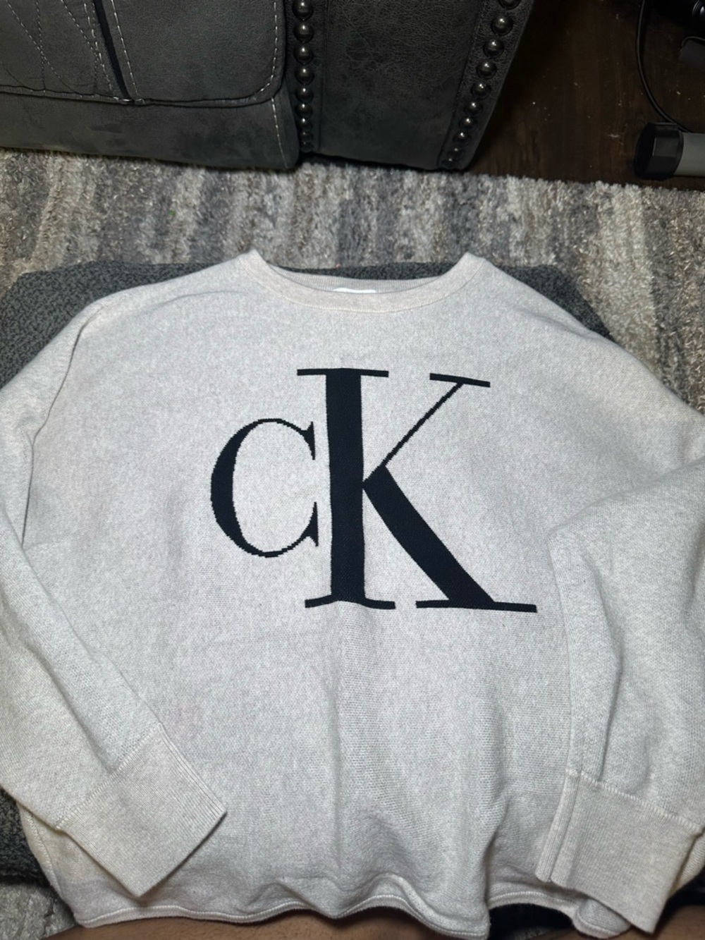 Calvin Klein Jeans Cream and Heather Gray Knit Sweater
